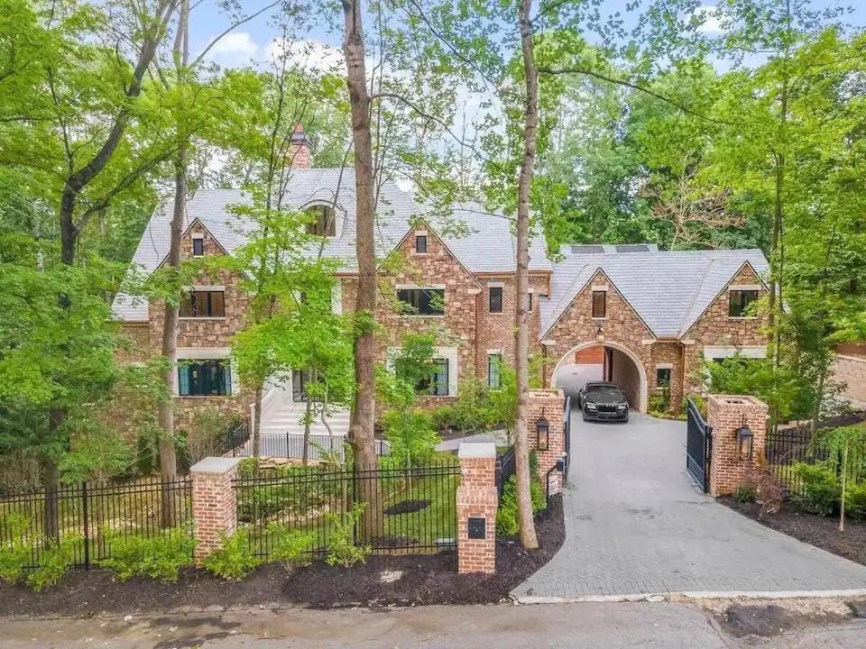 Adams Mansion, 10K Sqft, 7Bd/7Ba, 15Min To Airport Villa แอตแลนตา ภายนอก รูปภาพ